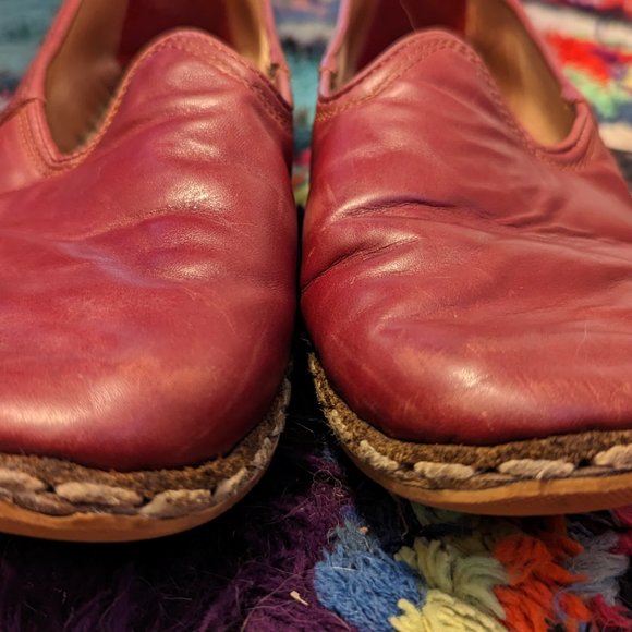 Oxblood Sabah W40 - Picture 4 of 6